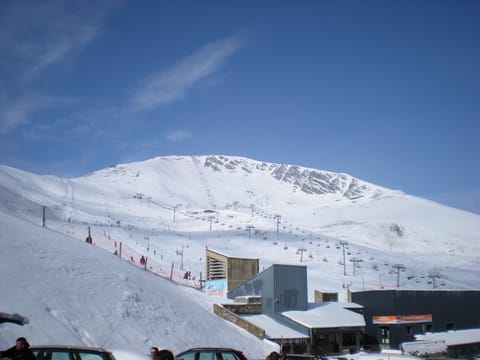 Snow and ski sports