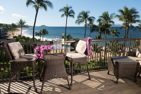 beautiful views from the beach front lanai!