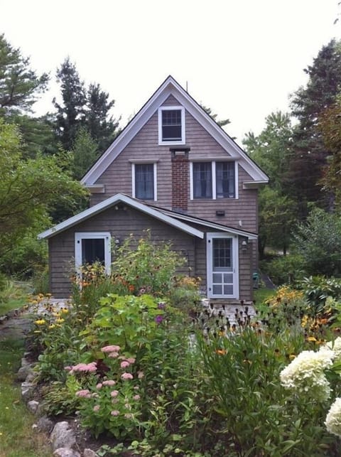 Watersigns: home base for your Acadia vacation 
