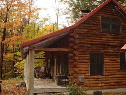 Log Cabin in Jackson NH
WE DO NOT ADVERTISE ON CRAIG’S LIST