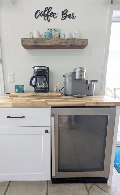 Keurig and Coffee Pot with Drink Frig