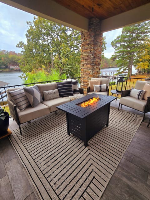 Deck right off the master...w/ new firepit and cozy furnishings. 
