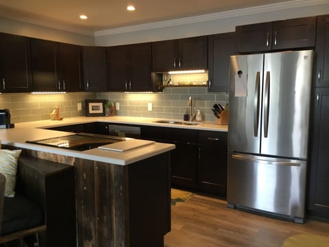 chef kitchen - fully stocked