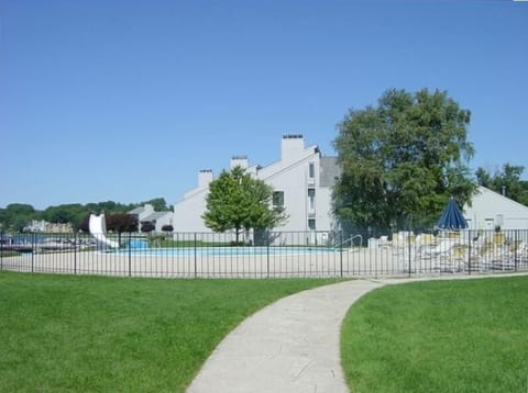 The Landings "heated" Pool