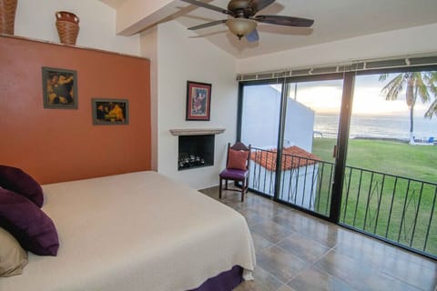 Upstairs master suite w/ocean and beach views