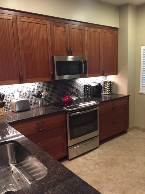 Beautiful tile work in the Kitchen.