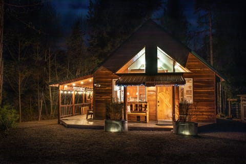 Cozy night time at Pine Lodge.