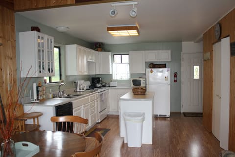 Kitchen has everything you should need, from crock pot to griddle.