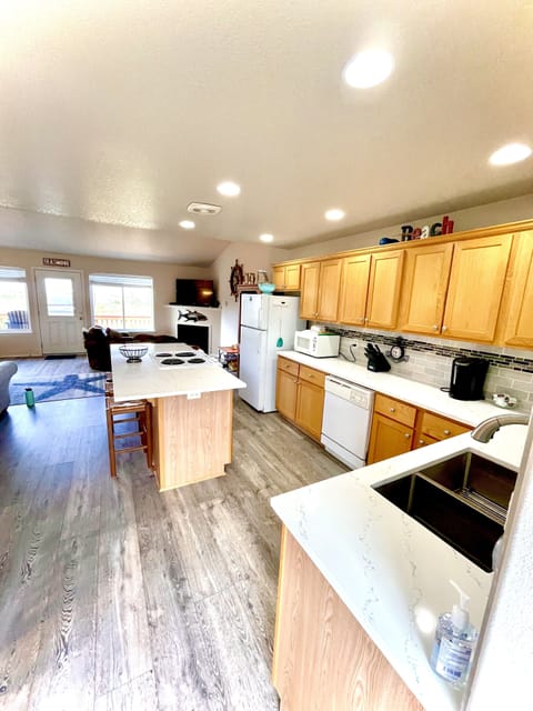 New Flooring Throughout