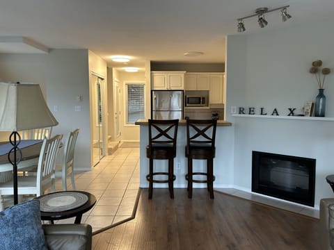 Spacious and freshly painted