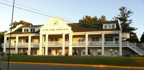 Two bedroom/ two bath Condo in the Historical Benzie Courthouse in downtown Beulah and a short walk to Crystal Lake's Public Beach, biking, hiking, restaurants and shops