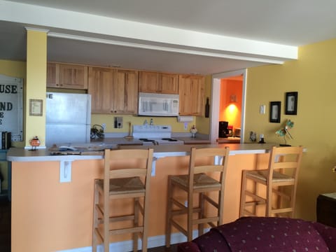 Kitchen and snack bar