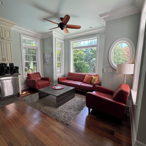 Sitting Area of the Kitchen