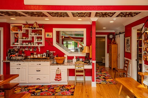 Main Level Coffee Station with a Commercial Bunn Coffee Machine.