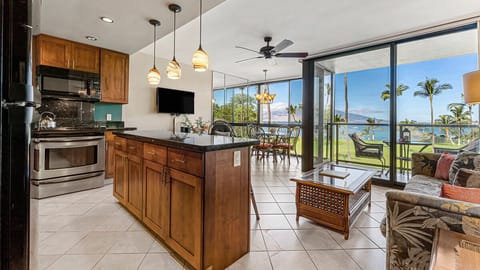 Floor to ceiling windows bring the views inside!