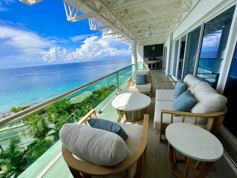 Relax on the terrace with amazing views. 