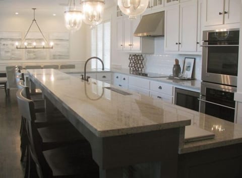 Large gathering area handles over 20