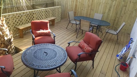 Roomy Back Deck with privacy fence!