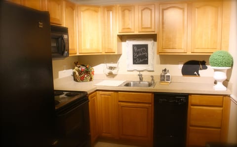 Fully equipped kitchen