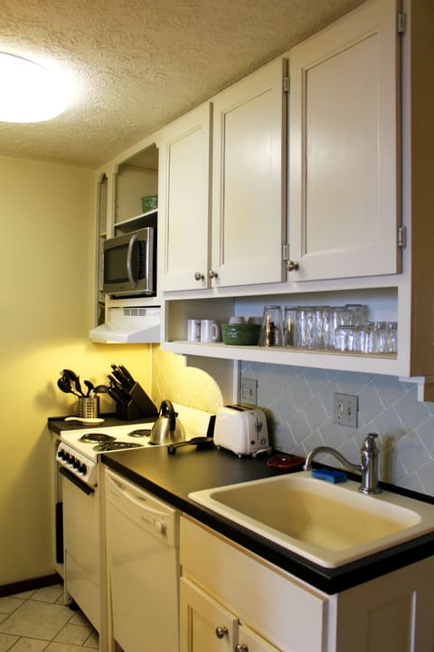 Dishwasher makes clean up easy.