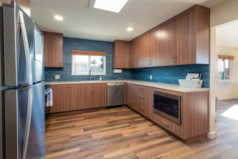 Fully updated appliances as of 2023