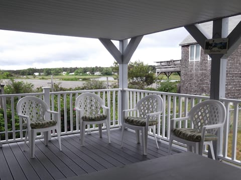 Covered Deck Area