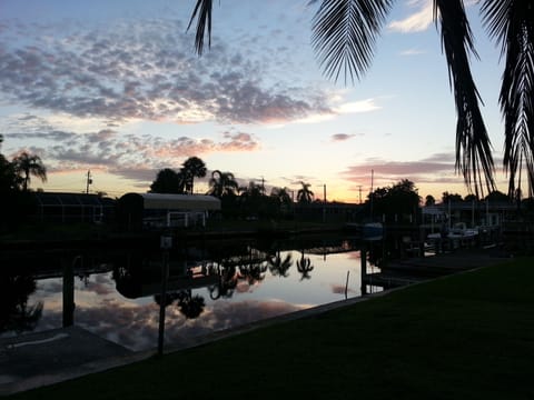 El Sol Naciente (The Sunrise)