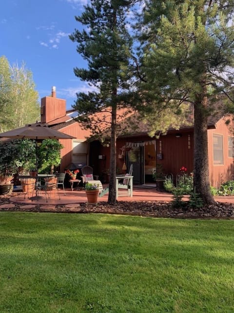 entry, patio, gas weber grill