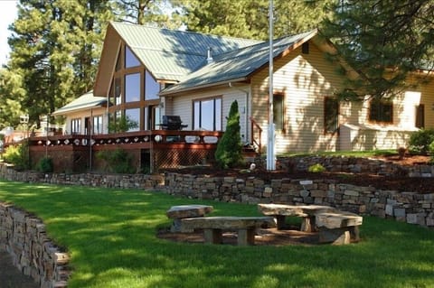 Welcome to The Eagle's Nest