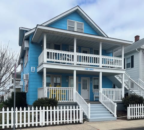 Blue Lagoon #2 downstairs on the right