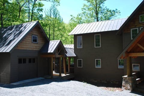 detached garage and covered walkway