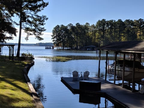 Camp Quinn view of Pea Hill Creek, boat lift available for guest use