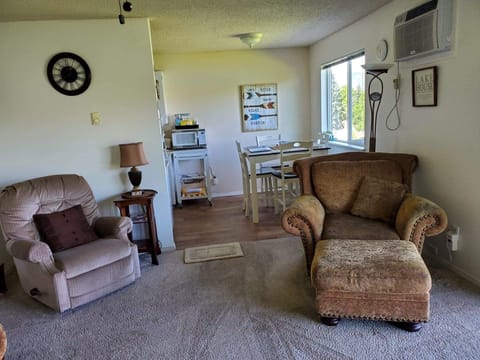 Read, relax, and enjoy your Lake Chelan condo. 