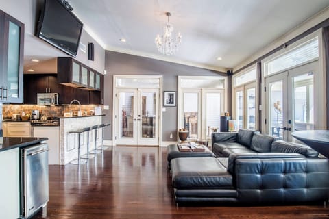 Open living room of The Art House 