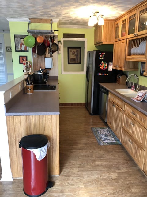 Kitchen, Jenn Air Cooktop, Convection Oven, Toaster Oven
