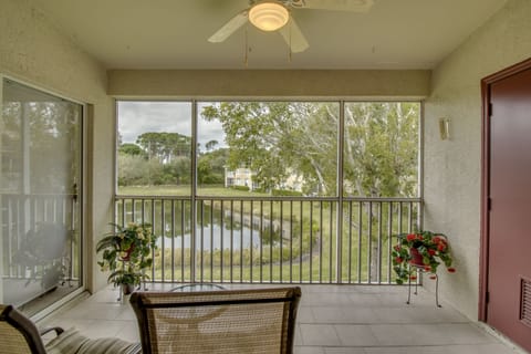 Screen porch / lanai