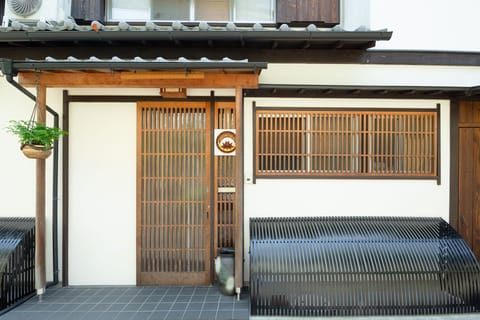 appearance of the house 