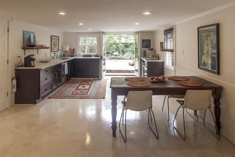 Dining, Kitchen and Garden