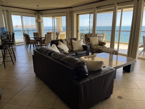 Beautiful views of Rocky Point, the beach and sunset!