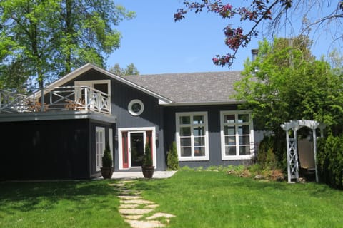 Road Side Entrance of Lake House