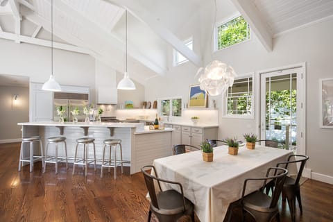 Kitchen + kitchen table