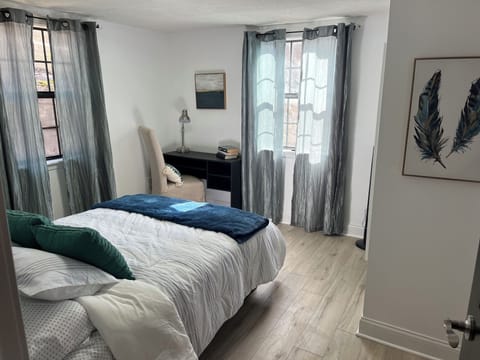 Full size bed with desk. Work from the lake!