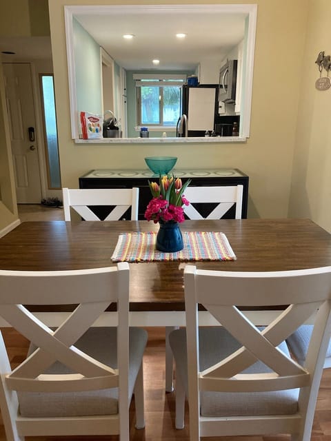 View from living room to the kitchen