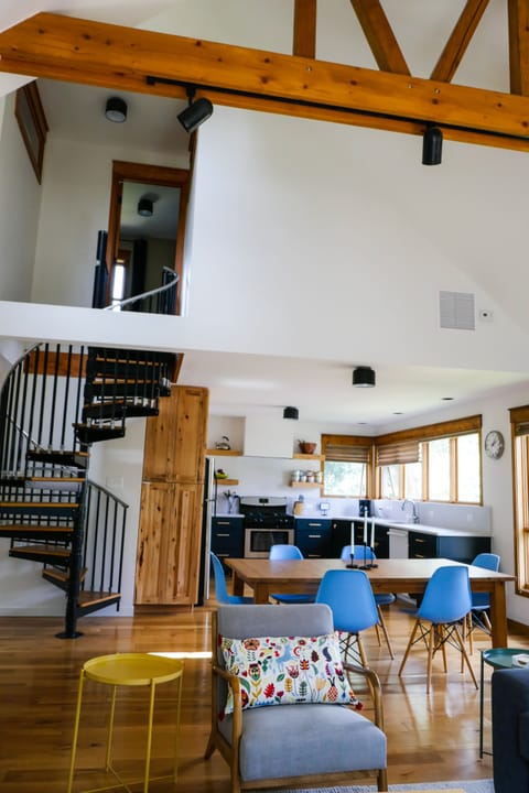 Open plan second floor with loads of light. Loft at the top of the stairs.