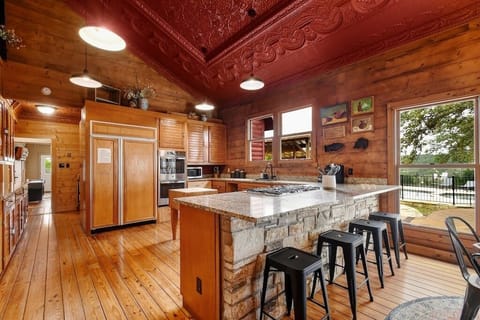 016-455023-106OakTerrace_016_12966404