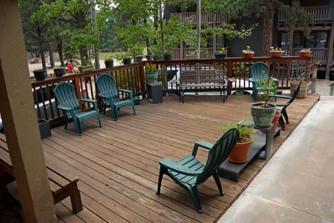 Deck/Patio area on 1st floor of condo