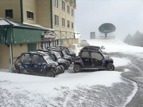 Side by side rentals first floor