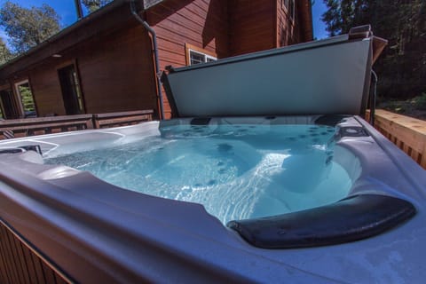 Hot tub on custom built deck`