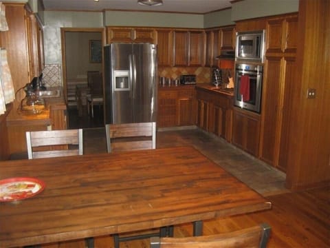 Kitchen and breakfast nook which is part of family room.
