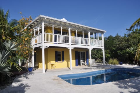 Cocodemer is a truly Caribbean home in the Turks and Caicos Islands